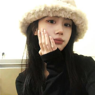 千万别睁眼 海报